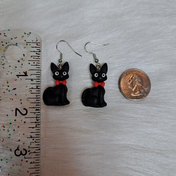 Black Cat Earrings - Picture 2 of 3